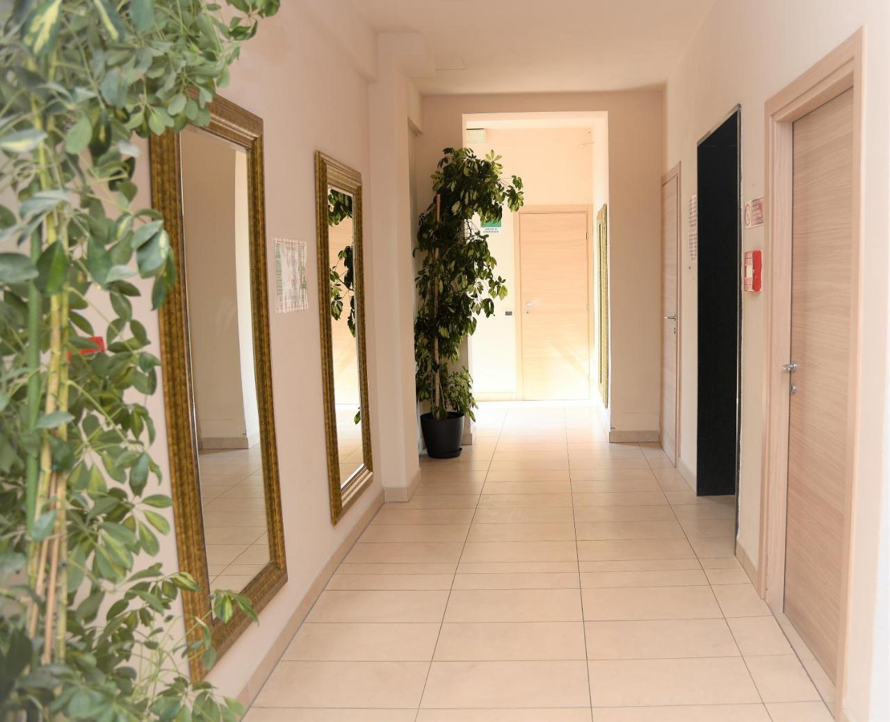 Hotel Cosmopol Cesenatico Exterior foto